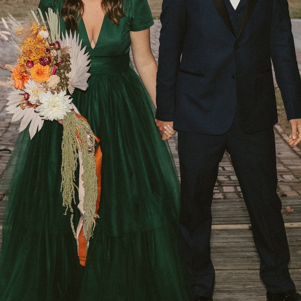 Elizabeth Dye | Custom Wildfire Wedding Gown - Picture 5 of 11